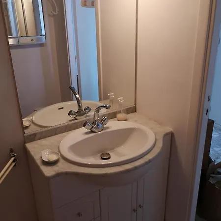 Saint Clair Apartment