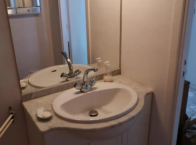 Saint Clair Apartment